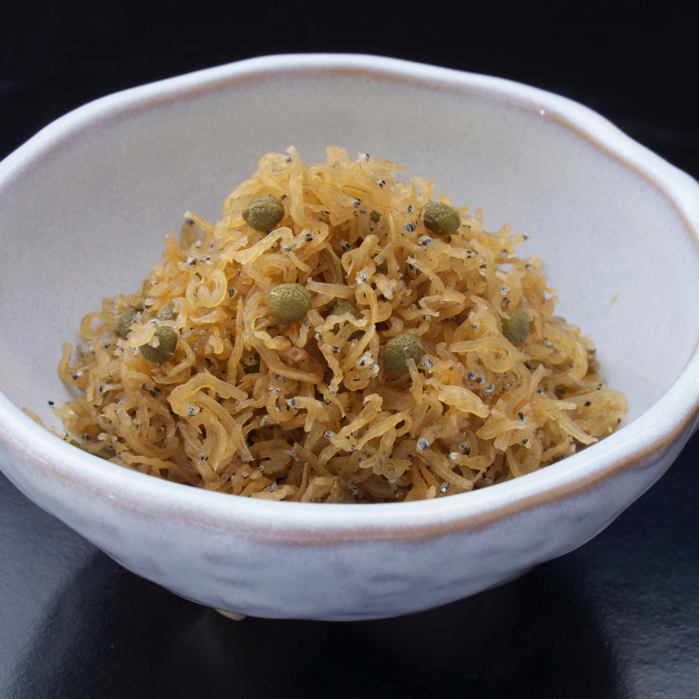 旨みあるちりめんと香り高い山椒の実をしっとりと炊き上げた都ちりめん（80ｇ）【野村佃煮　錦店】