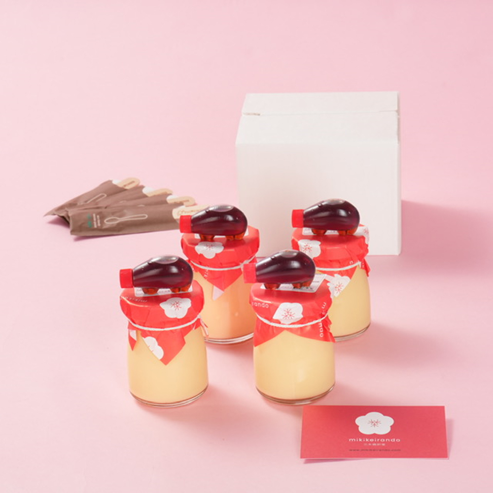 平飼い卵のみを使用した濃厚なたまごプリン4個入り